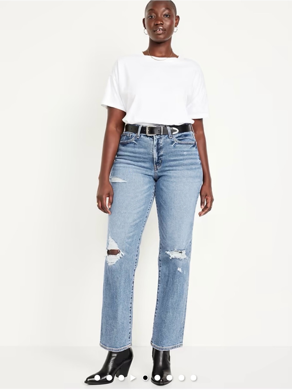 Women’s Standard Distressed Boyfriend Jeans